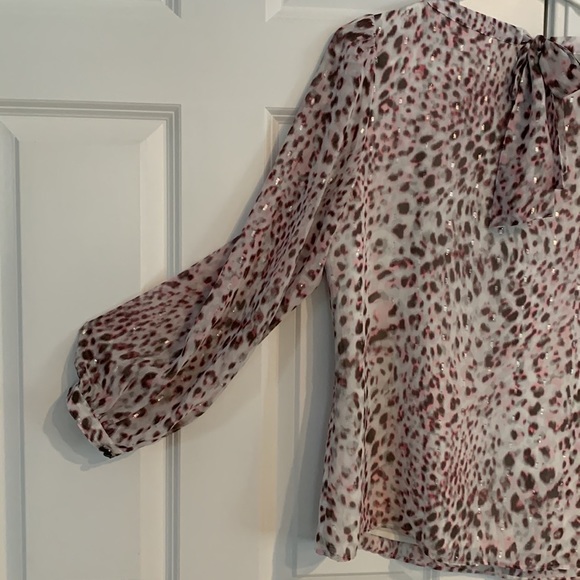 Women’s size M Talbots Holiday blouse - Picture 4 of 5